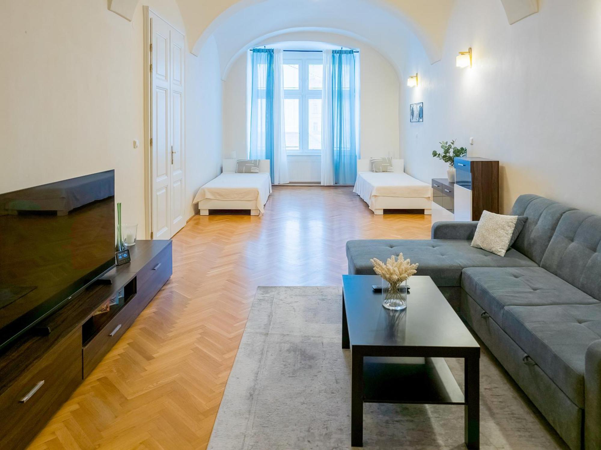 Luxury Vincents Apartments 科希策 外观 照片
